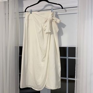 Midi beige skirt from zara